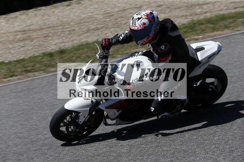 /15 22.05.2026  Plüss Moto Sport  Discover the Bike ADR /Gruppe gruen - Bike 1/4